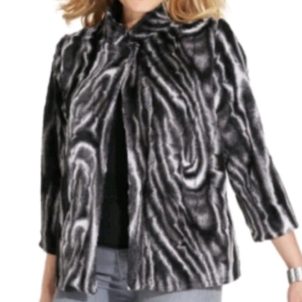 Alfred‎ Dunner Manhattan Skyli Women's Black White Faux Fur Jacket Evening 16